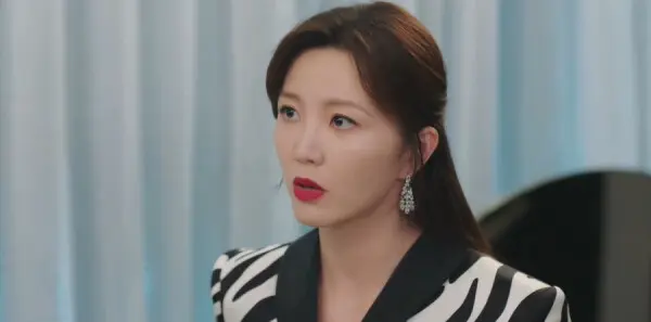 巨塔之后第10集剧照